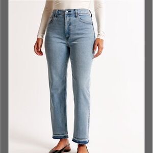 Abercrombie & Fitch Curve Love Ultra High Rise Ankle Straight